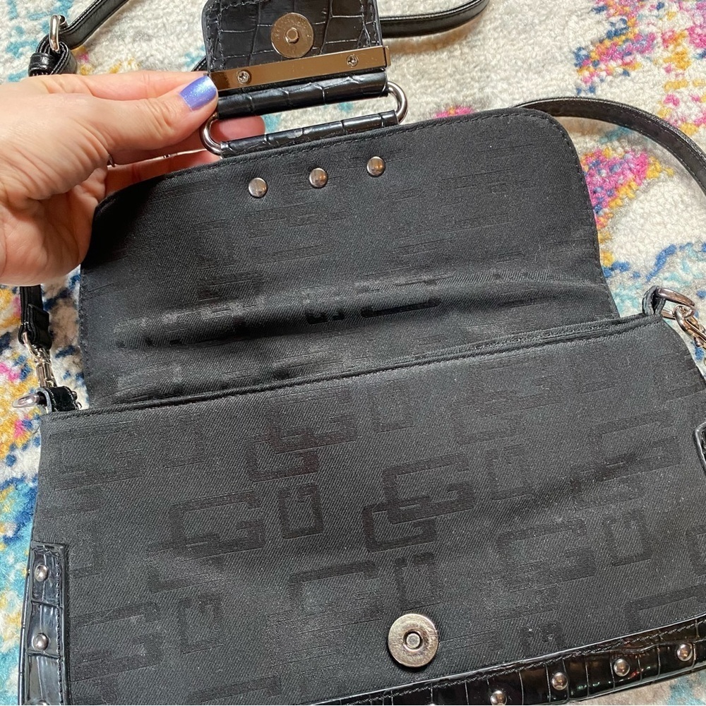 Vintage Y2K Guess Crossbody Purse Bag - Picture 7 of 7